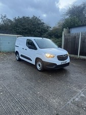 2023 (73) Vauxhall Combo 2300