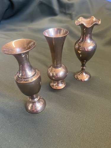 Three nice brass vases - nice,