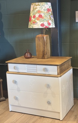 Beautiful vintage stag small - stag,