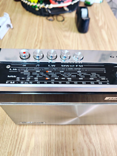Grundig party boy - boy, portable