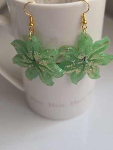 Hand made beautiful - mint, green