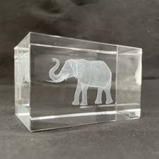 3D Glass Elephant Paperweight Etched Laser Model Crystal Ornament Paper Weight