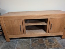 Oak 2 Door Media Unit -