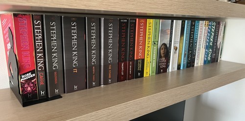 Stephen king books - 28,