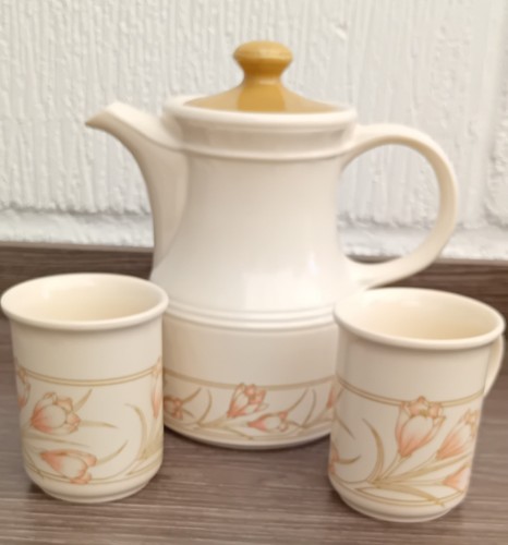 Biltons vintage teapot and - biltons, 2