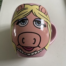 NEW DISNEY Miss Piggy Mupets