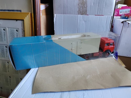 Boxed model vintage - boxed, old