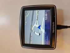 TomTom One n14644 with car