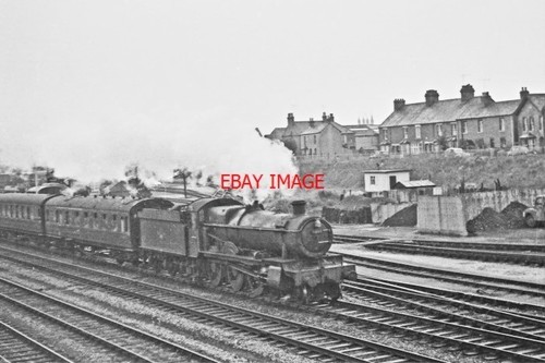 Photo gwr grange - loco, passing