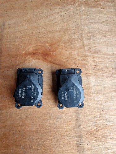 Recirculated air flap - air, servo