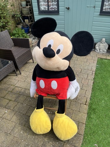 Disney giant mickey mouse - mickey,