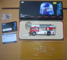 Corgi CC10305 Nine Double Nine