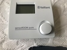 Vaillant SensoROOM Pure VRT50/2 Digital Room Thermostat - Part No 0010038663