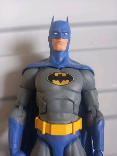 Collectibles essentials - dc,