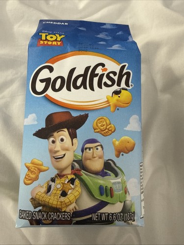 Goldfish cheddar toy - toy, story