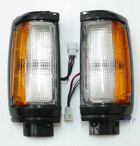Black corner indicator turn - corner,