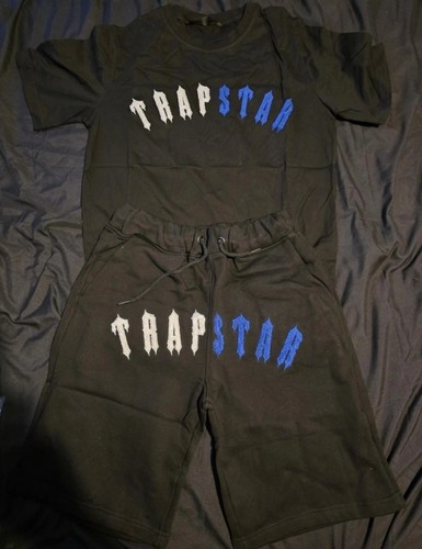 Trapstar arch chenille shorts - arch,