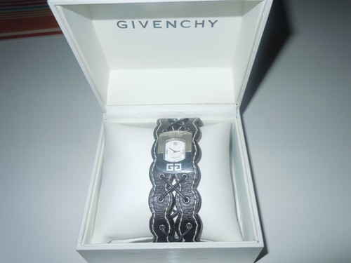 Givenchy paris fashion womens - fashion,