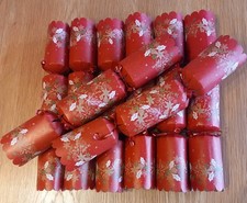 8 X TOM SMITH TRADITIONAL CHRISTMAS CRACKERS ~ SCALLOPED ~ 12 INCHES ~ NO BOX