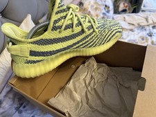 Yeezy Boost 350 V2 Zebra semi