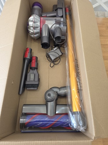 Dyson advanced sv25 - v8, +