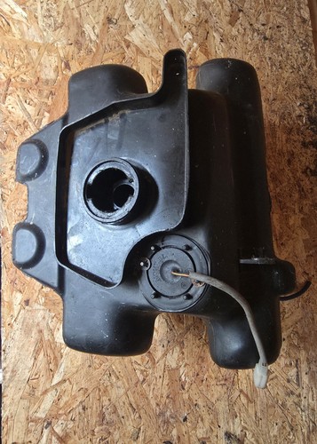 Yamaha aerox fuel tank - yamaha,