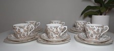 Set of 6 Imperial fine english china 22 kt gold tea cup and saucer and plate.