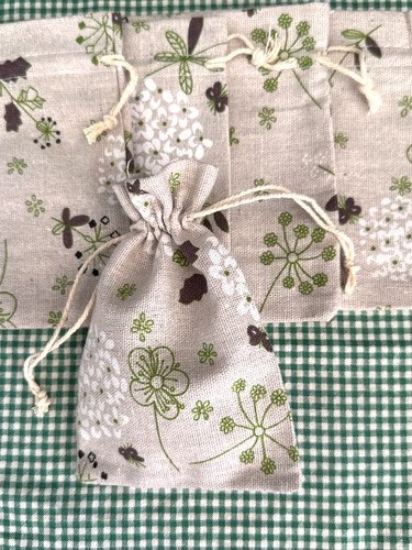 Green white flower design - white,