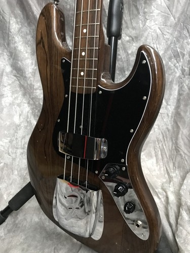 Fender japan jb62 - japan jb62-wal, w/soft