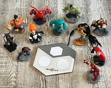 Disney Infinity - 11 x Figures