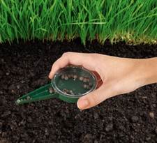 Ambassador Green Plastic Dial Seed Sower SGS310