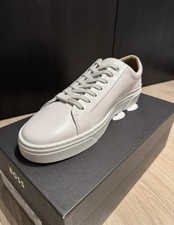 Boss Trainers Gary Tenn Size