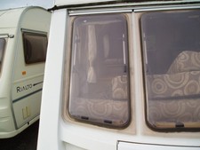 CARAVAN  WINDOW SWIFT STERLING EUROPA 2003