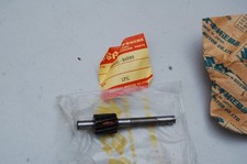 SUZUKI  GT550 TACHO DRIVE  NOS