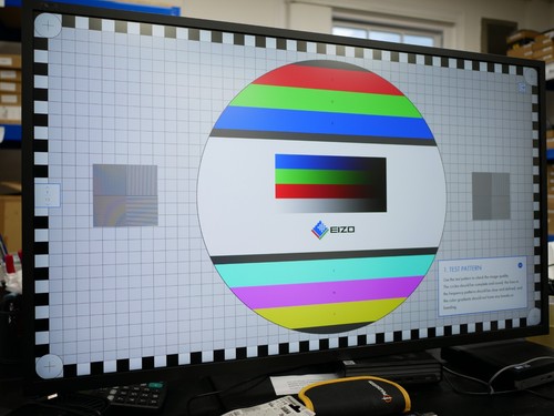 Z43 display 5 - display, uhd