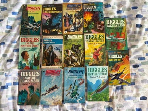 Biggles books capt w - books, capt.