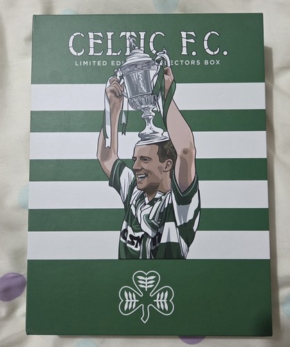 Hoidy pin badges box - ,