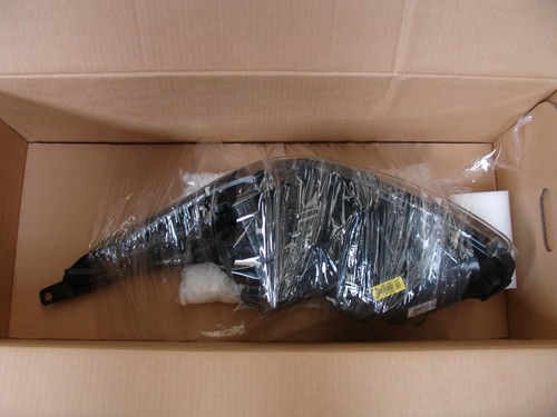 92102a2050 front right driver - front,