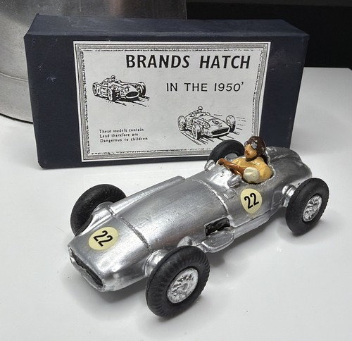 Trevor wright mercedes benz - trevor, mercedes-benz