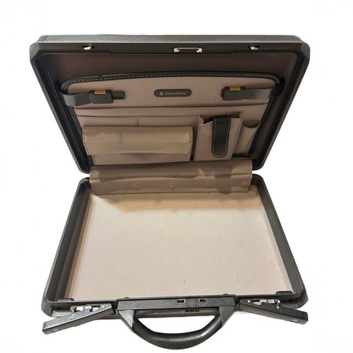 Solid working samsonite hard - working,