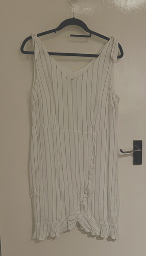 Bravissimo white dress black