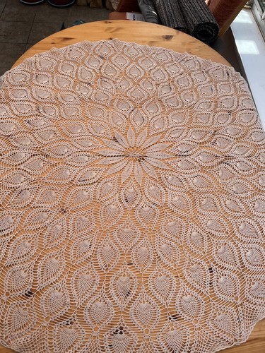 Crochet circular table cloth - circular,