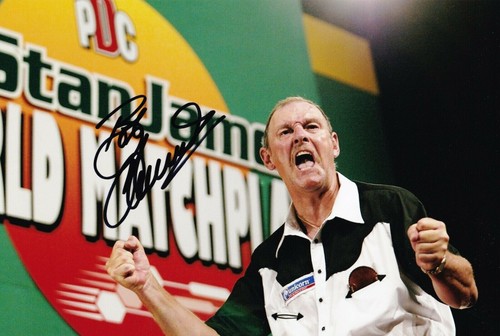 Bob anderson darts signed - bob,