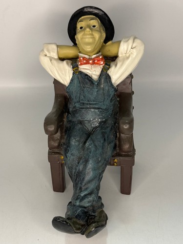 Vintage oliver hardy figurine - oliver,