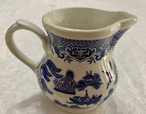 Vintage churchill blue willow - vintage,