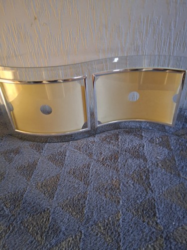 Curved wavy glass picture - curved,
