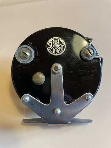 Strike right centre - strike, pin