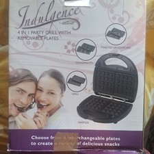 INDULGENCE BY MISTRAL 4 in 1 PARTY GRILL WITH REMOVABLE PLATES XMAS PRESENT