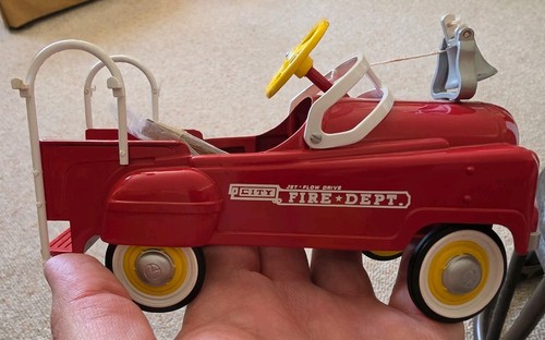 Hallmark kiddie car - hallmark, classics
