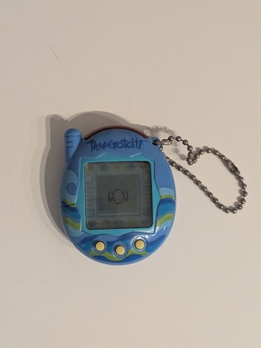 Tamagotchi connection blue - tamagotchi, v3